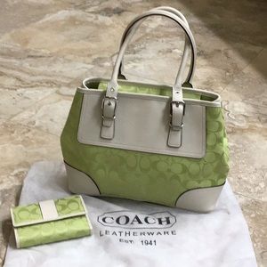 EUC Coach purse and matching wallet
